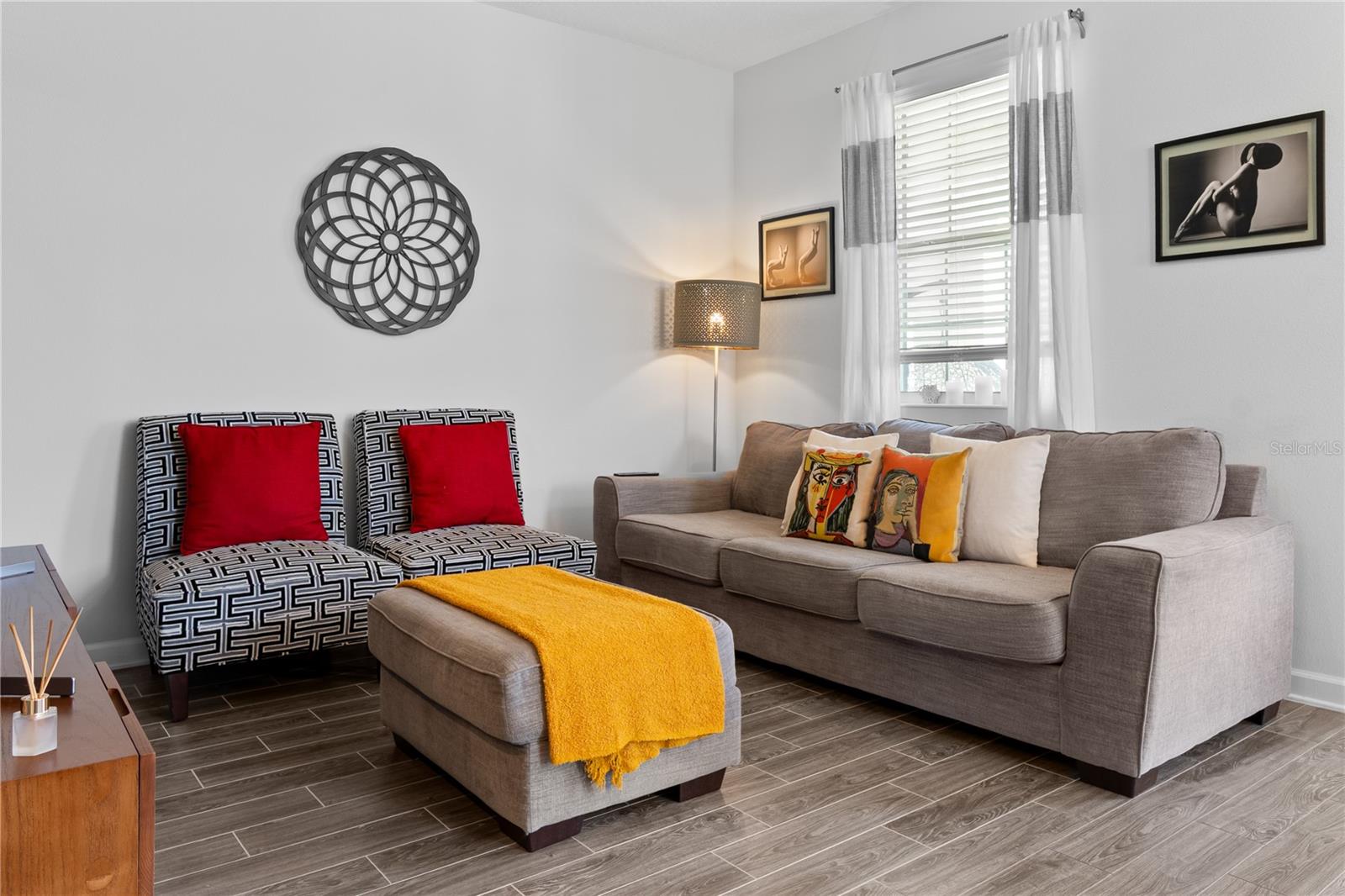 11811 Pulitzer Pl Property Photo 9