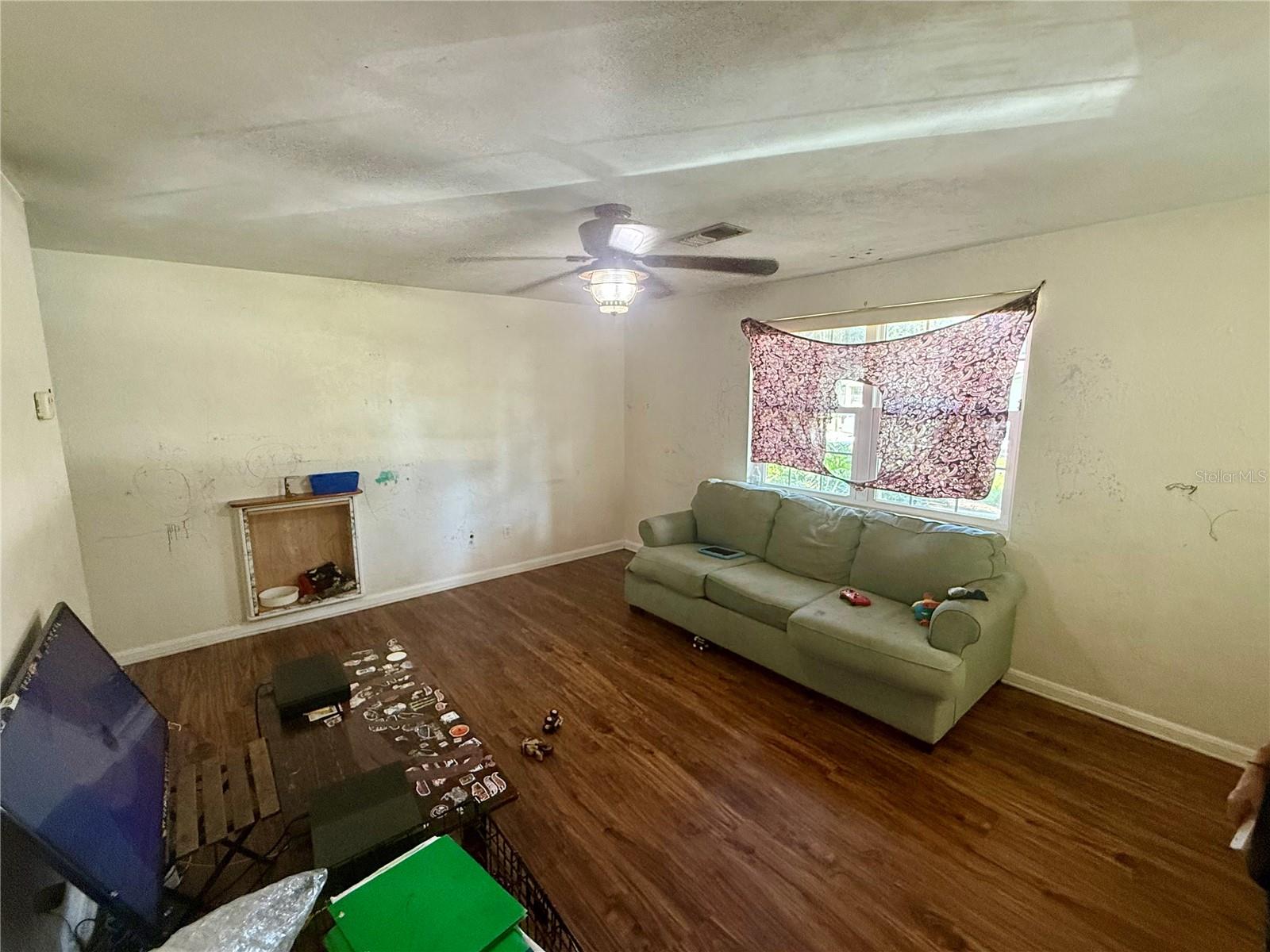 255 Valencia Rd Property Photo 4