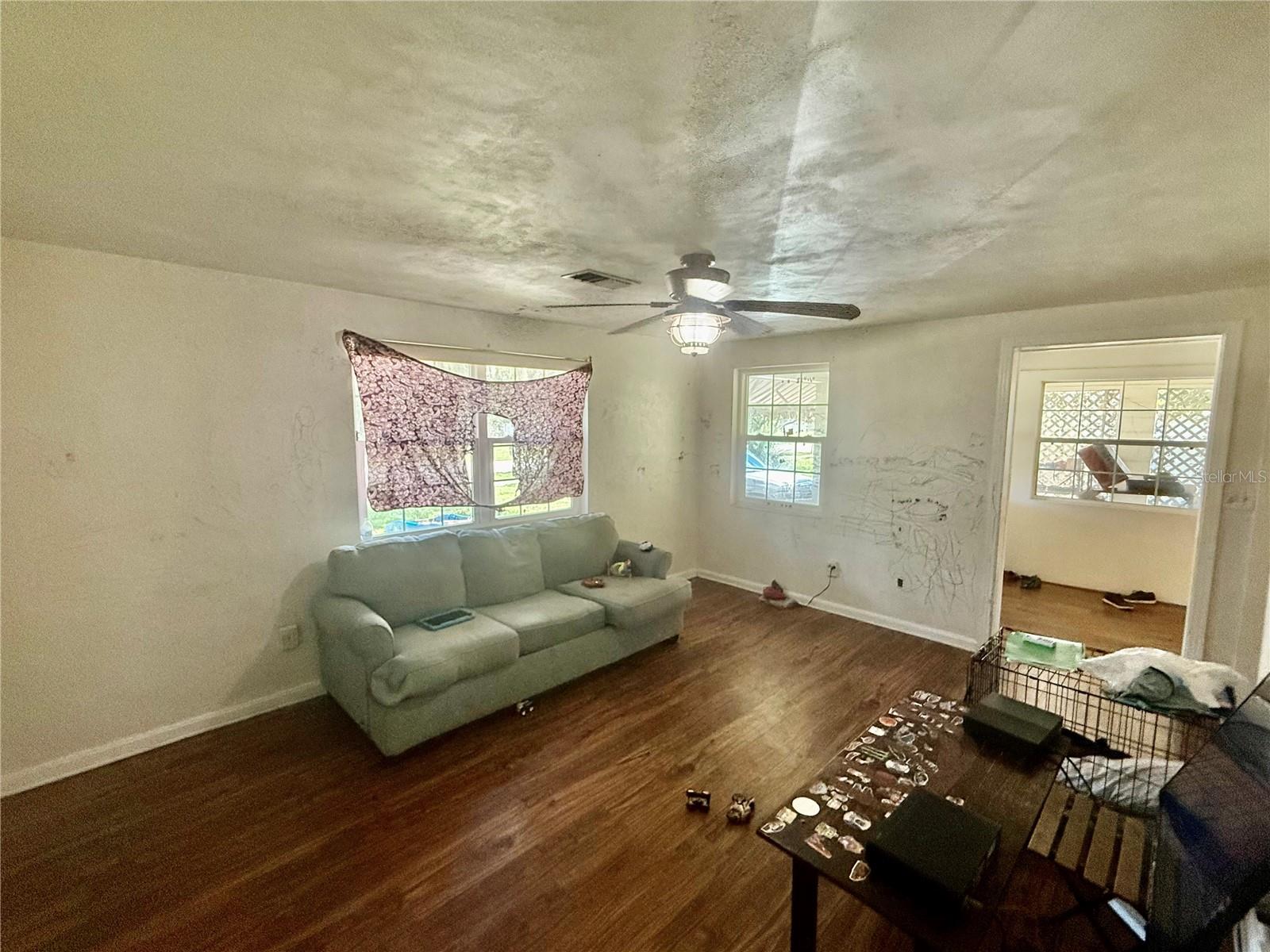255 Valencia Rd Property Photo 5