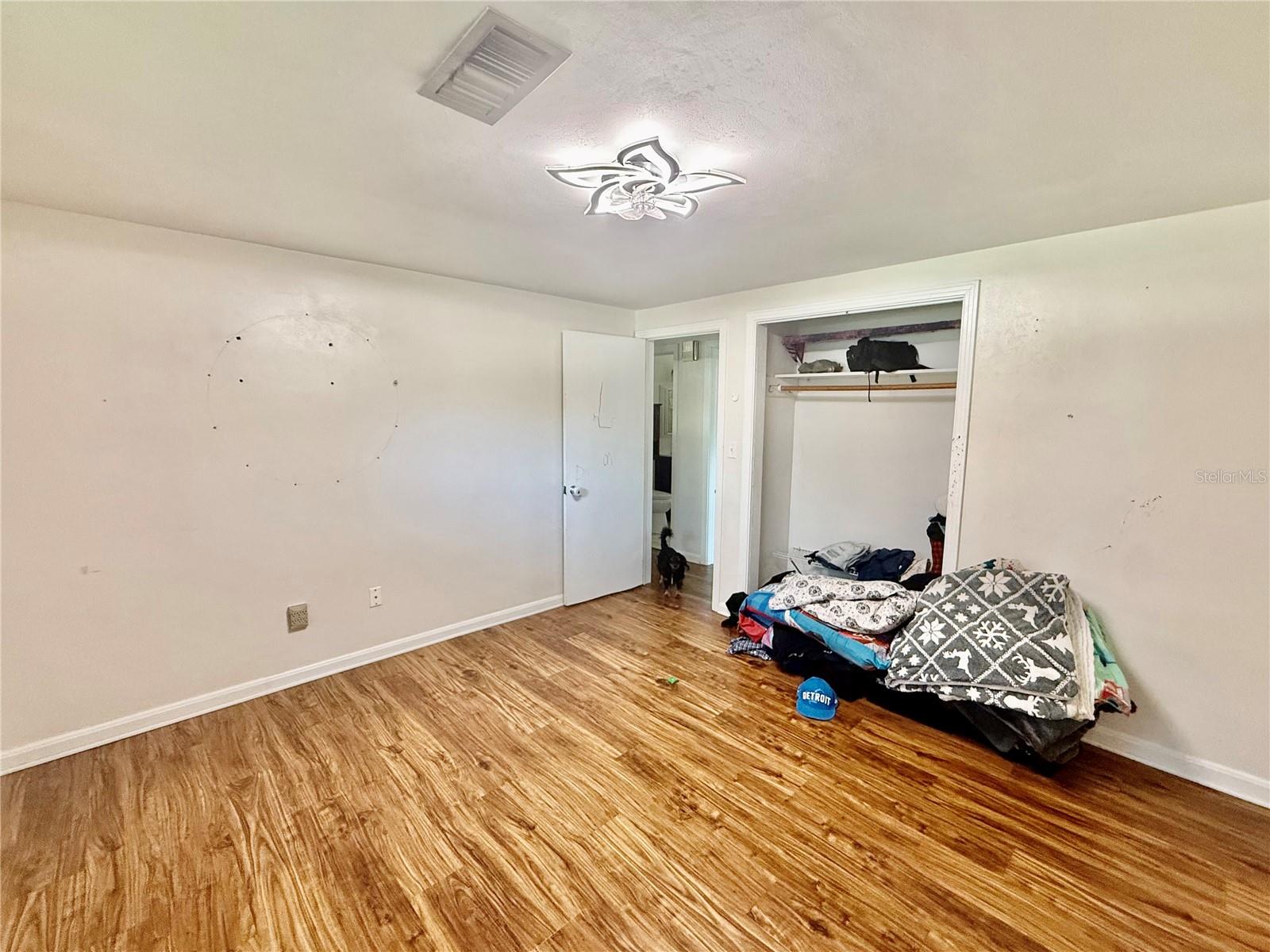 255 Valencia Rd Property Photo 8