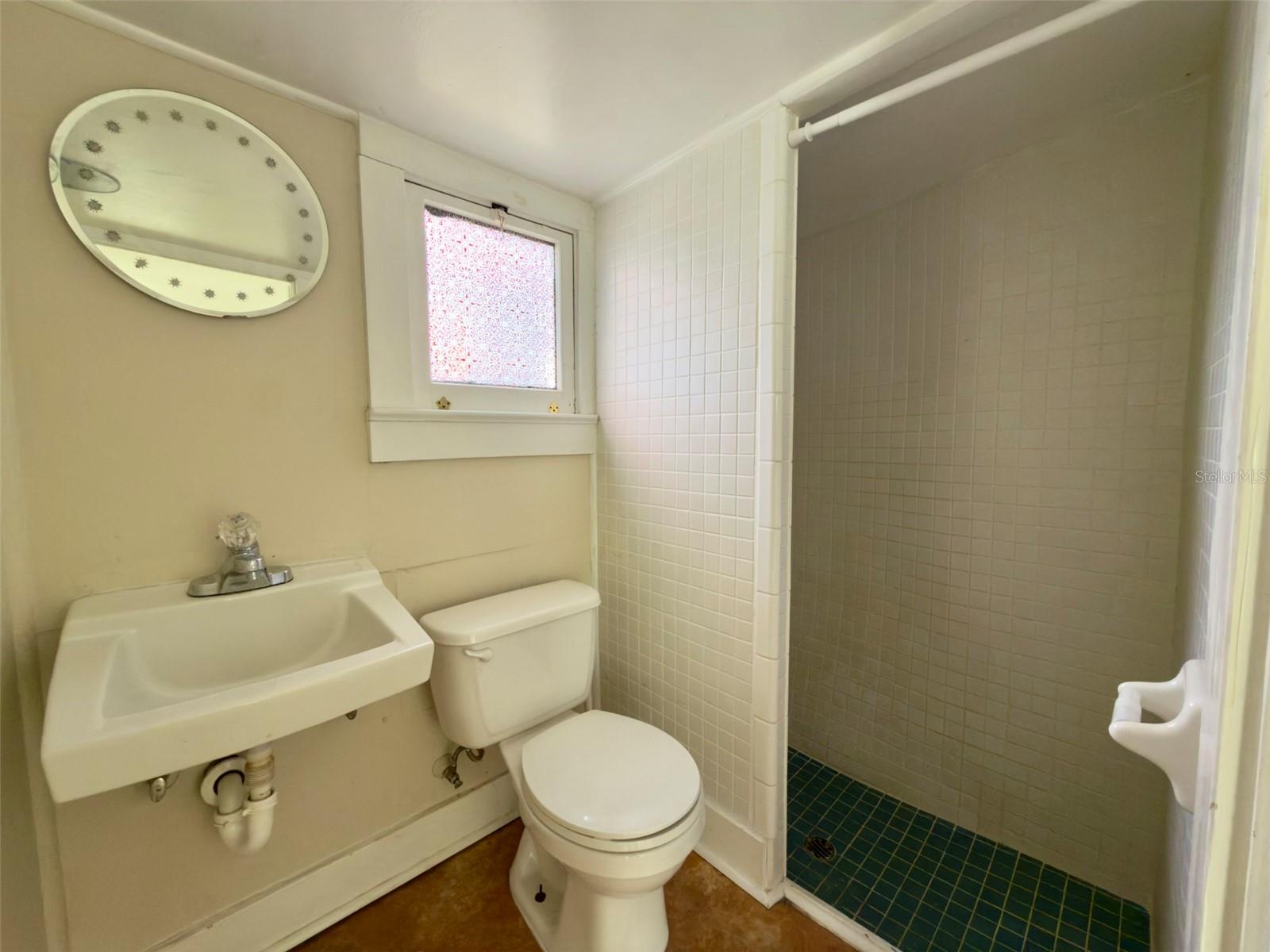 21 S Mary St Property Photo 13