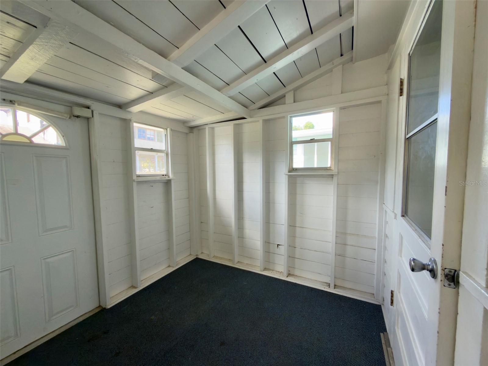 21 S Mary St Property Photo 16
