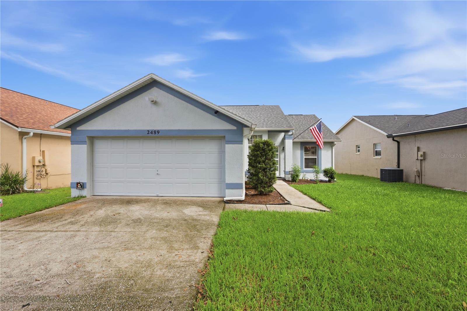 2489 Lake Jackson Cir Property Photo 1