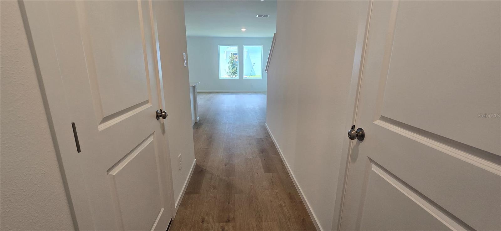 1569 Plank Pl Property Photo 3