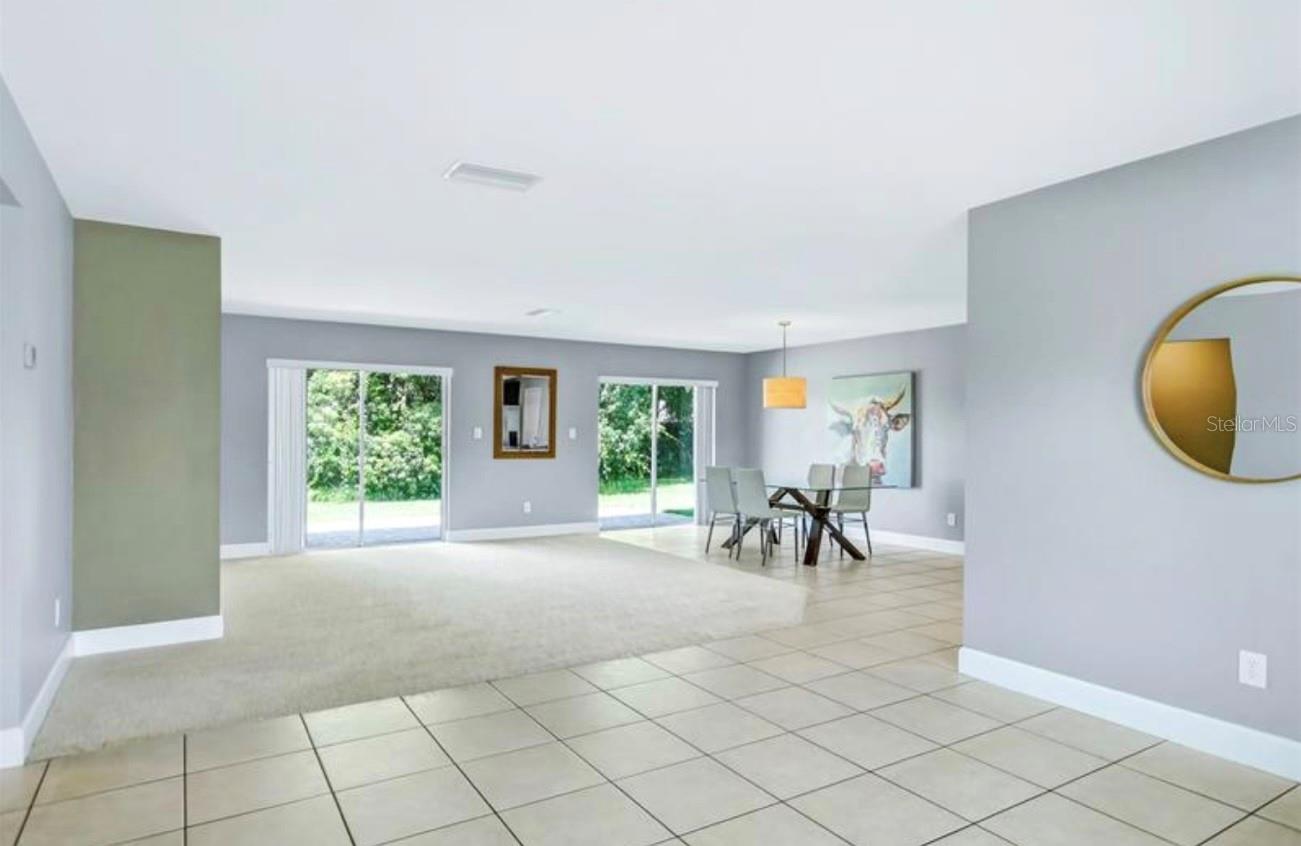 10526 Linger Ln Property Photo 7