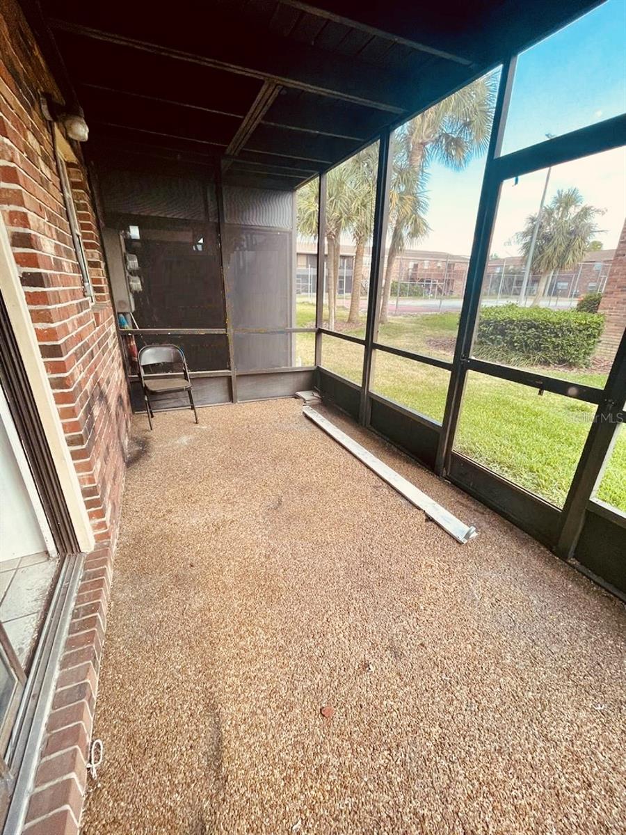 1920 E Edgewood Dr #d11 Property Photo 22