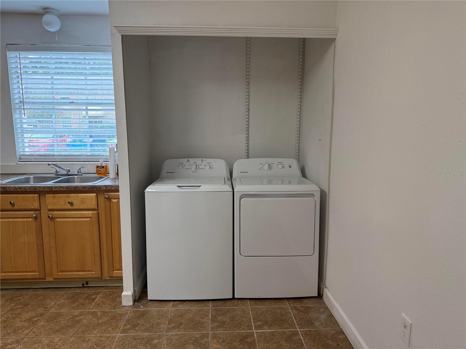 2308 Haywood Ct #100 Property Photo 11