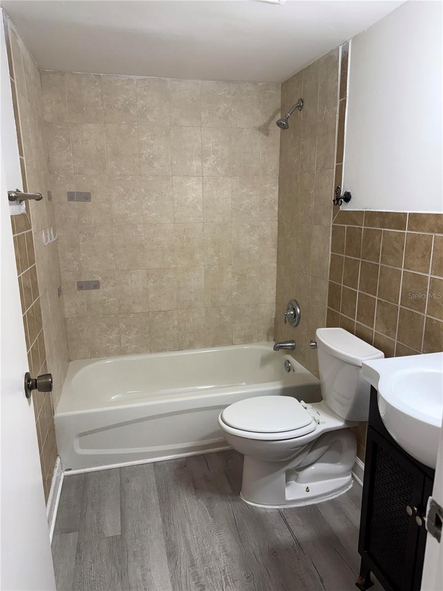 2308 Haywood Ct #100 Property Photo 13