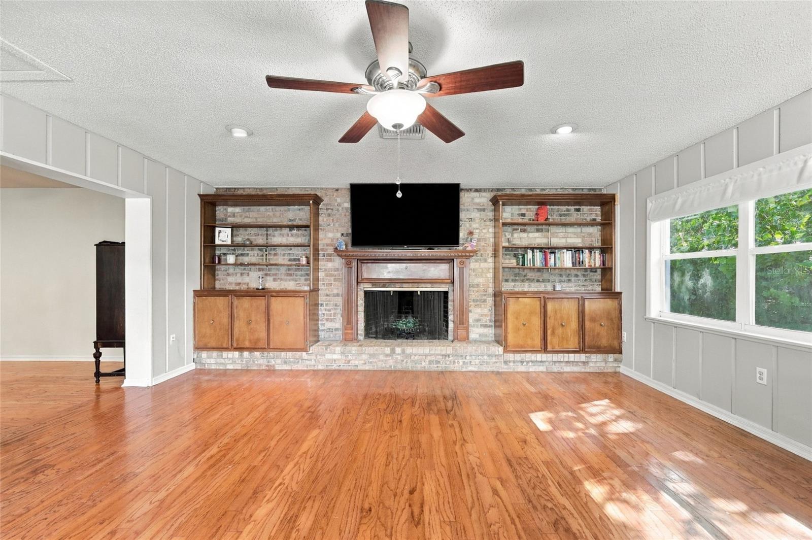 3318 Florene Dr Property Photo 6