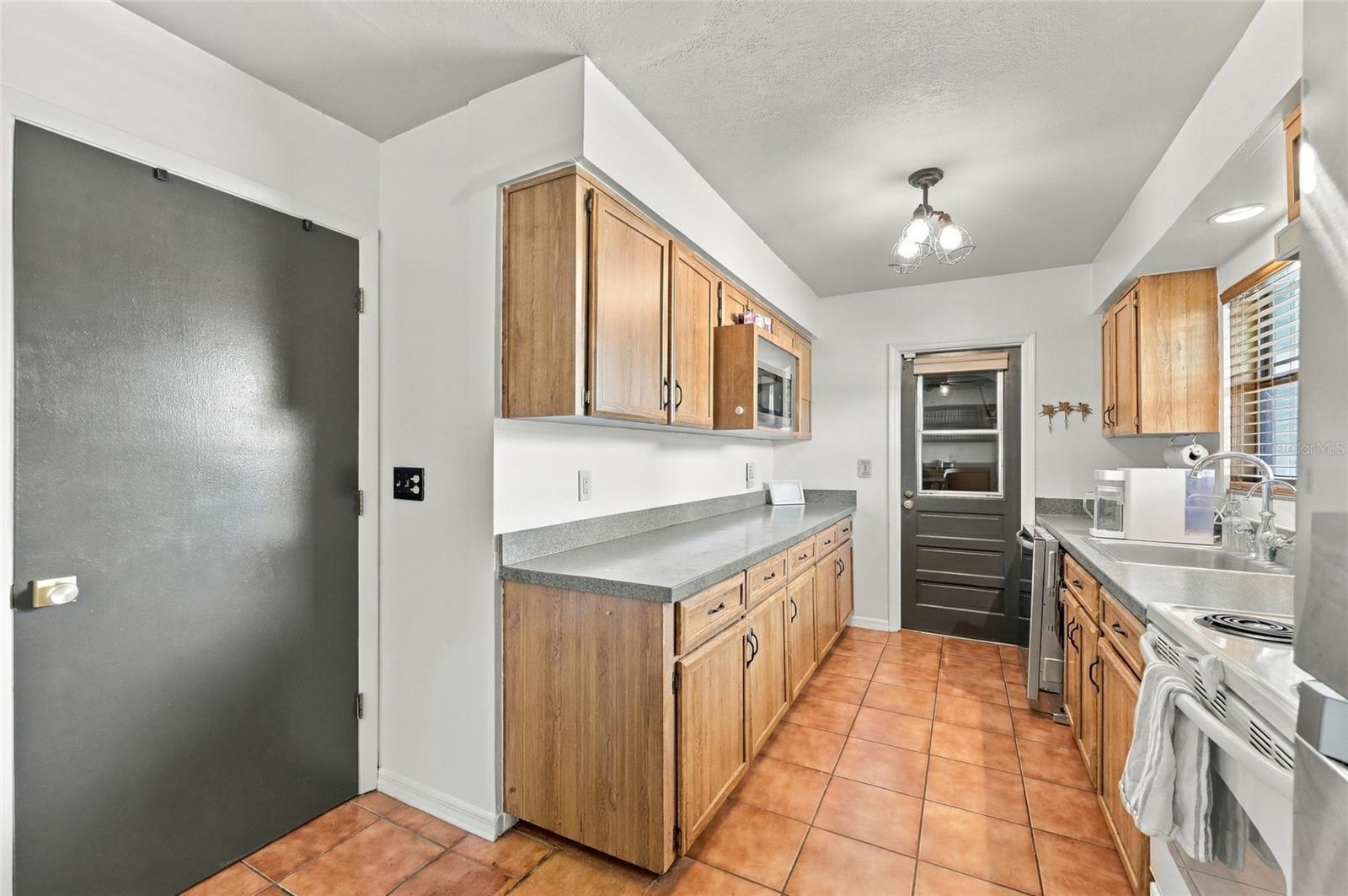 3318 Florene Dr Property Photo 16