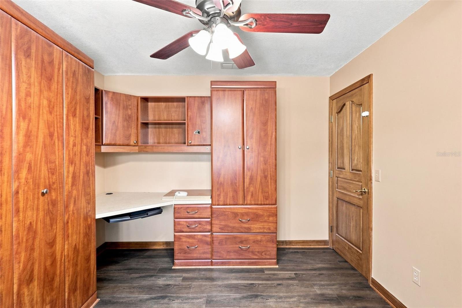 625 Pearl Rd Property Photo 18