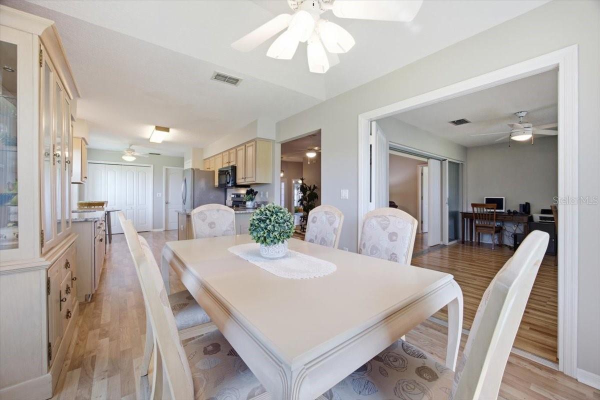 440 Sweetwater Way Property Photo 7