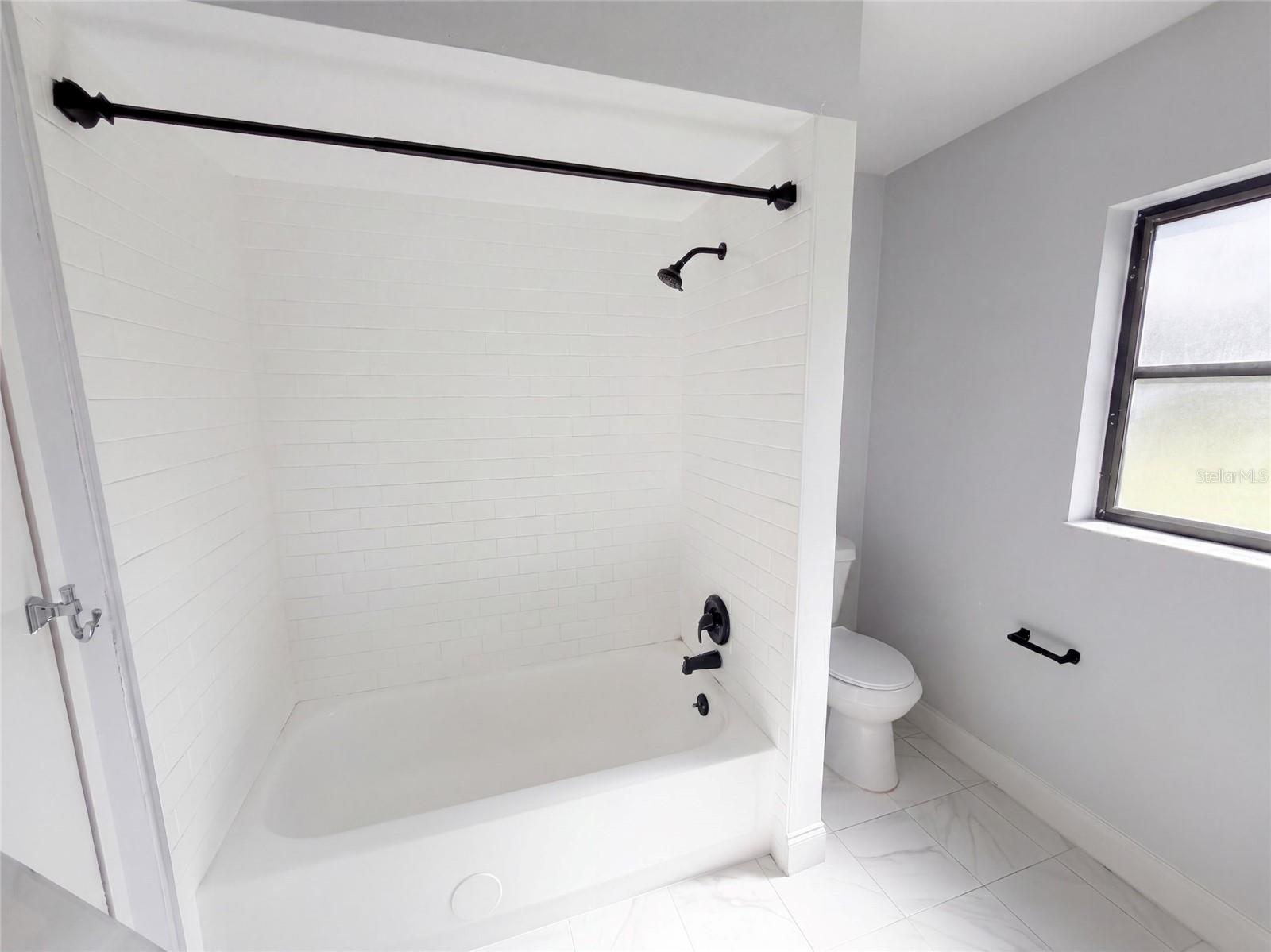 15 Shumard Ct E Property Photo 15