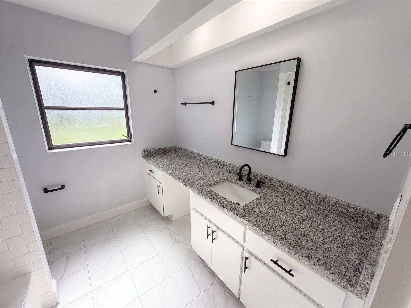 15 Shumard Ct E Property Photo 16