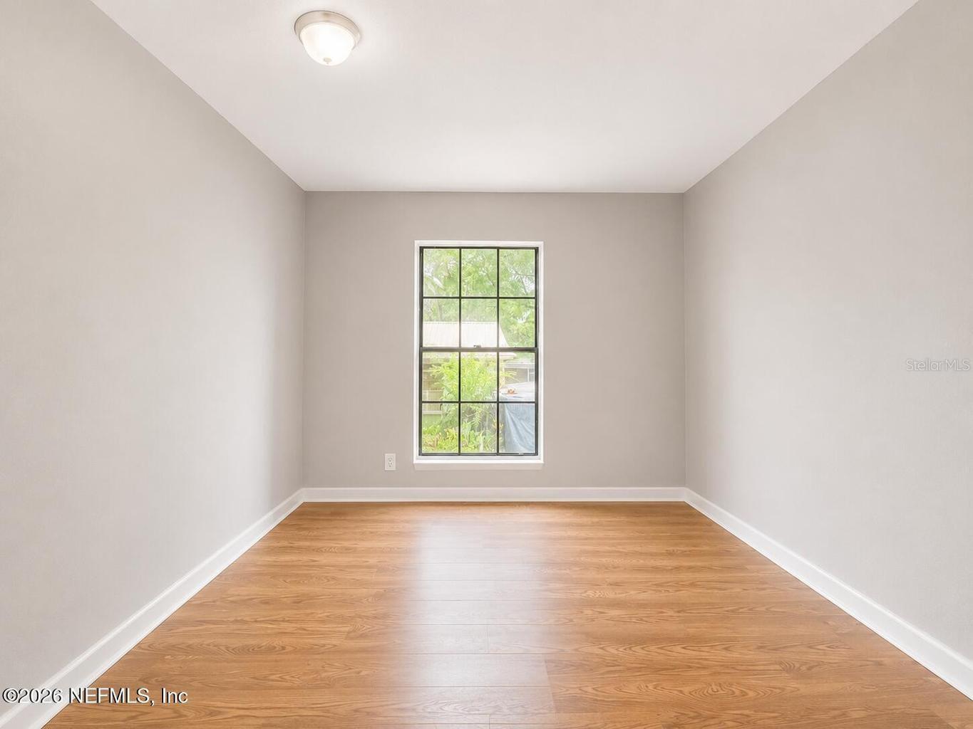 1741 State Road 20 Property Photo 7