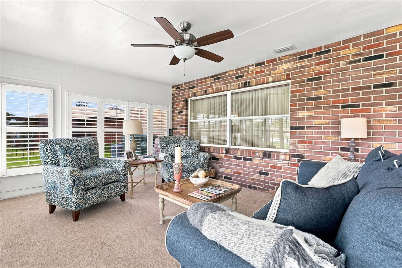 114 Springwood Dr Property Photo 37