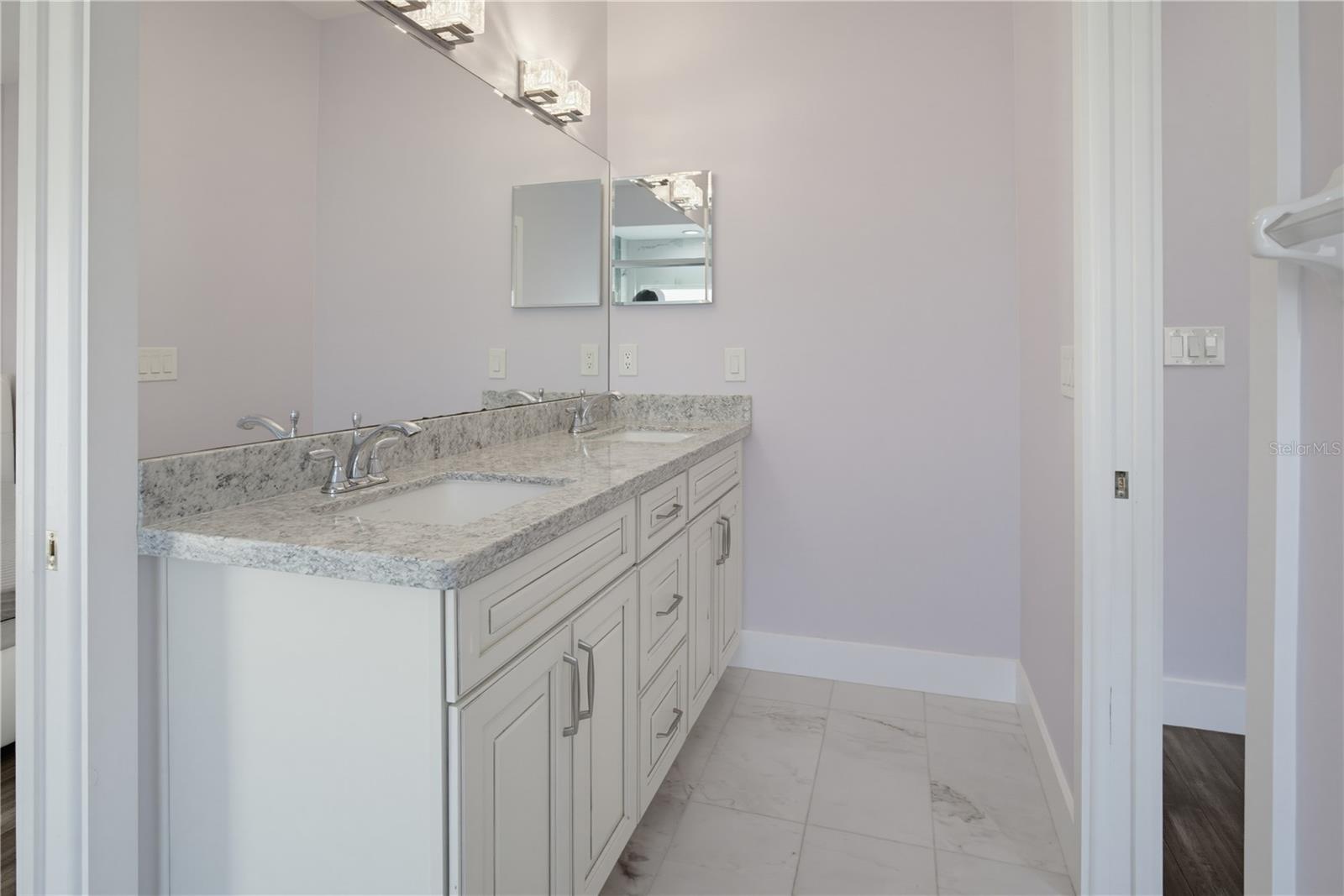 328 Tersas Ct Property Photo 25