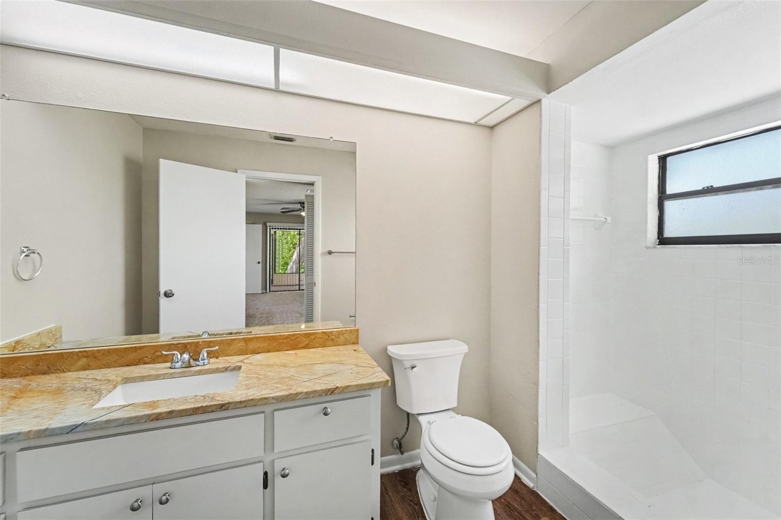 4386 Craigdarragh Ave Property Photo 16