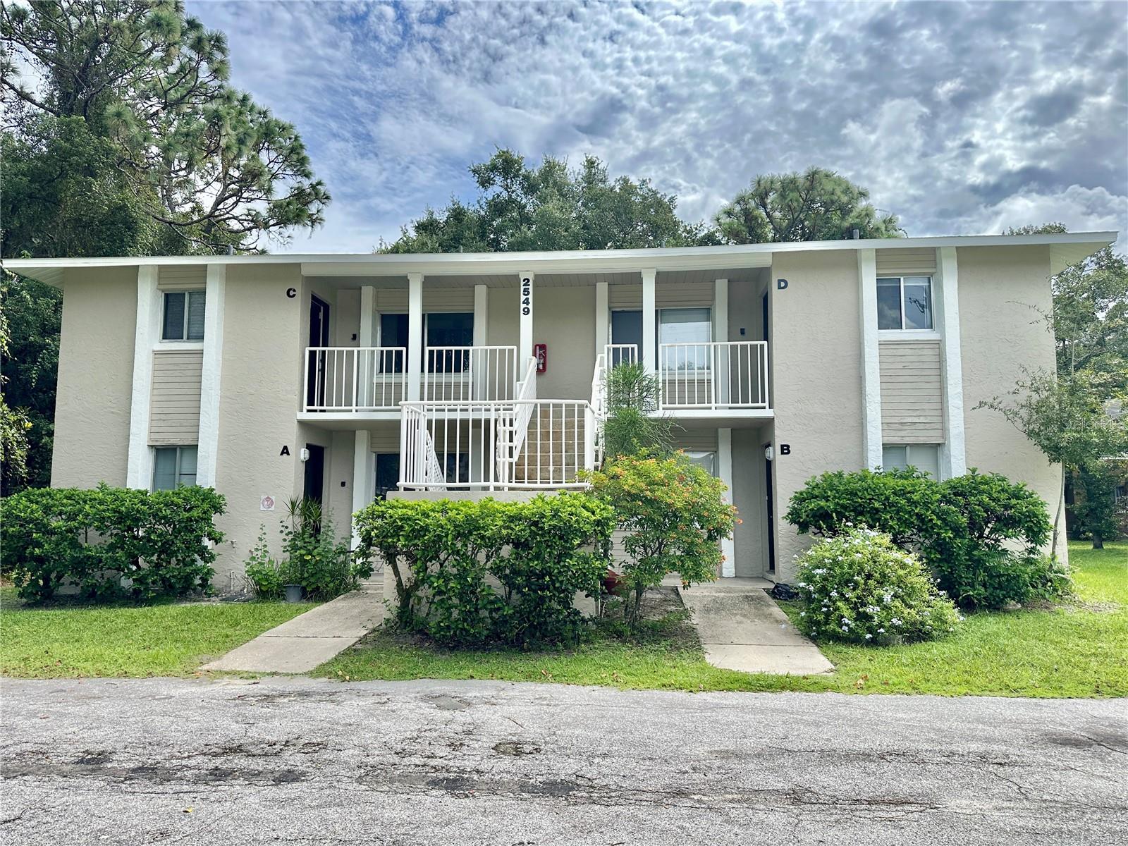 2549 S OAK AVE #B Property Photo 1