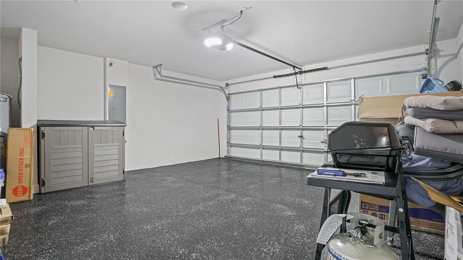 O6439800 Property Photo 29