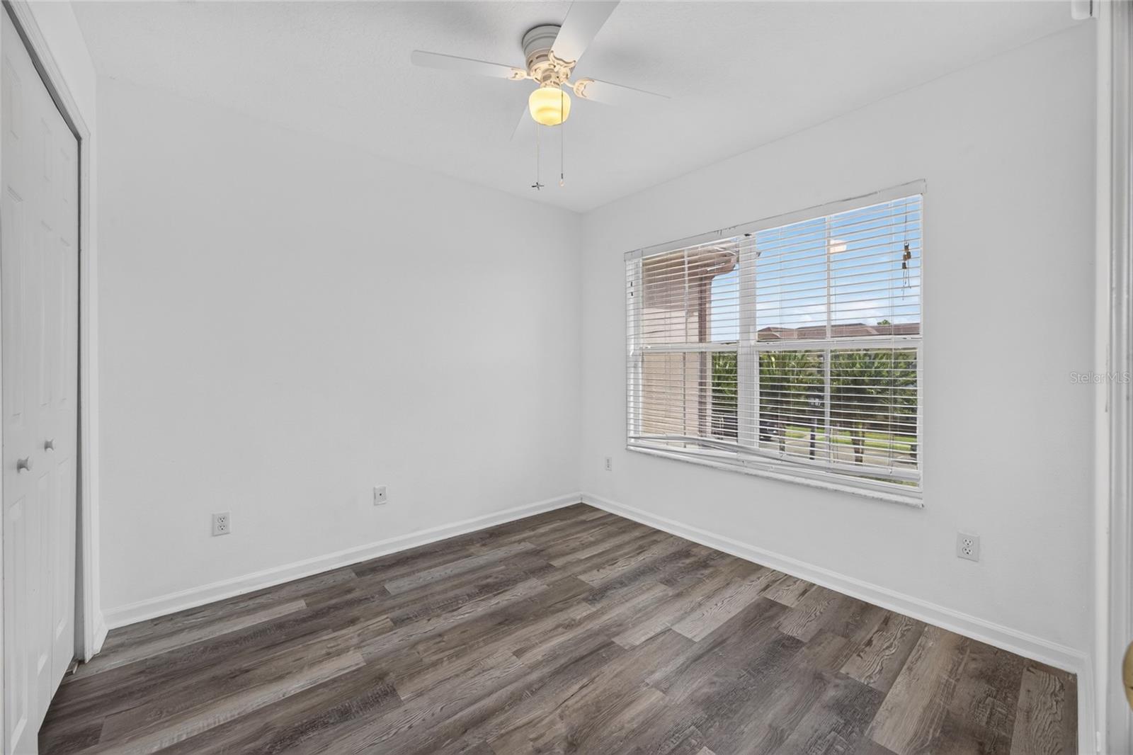 16073 Old Ash Loop Property Photo 5
