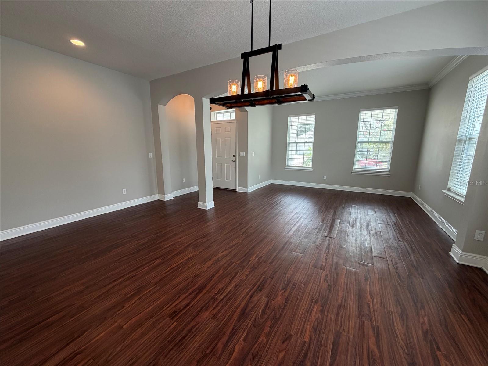 13633 Riggs Way Property Photo 4