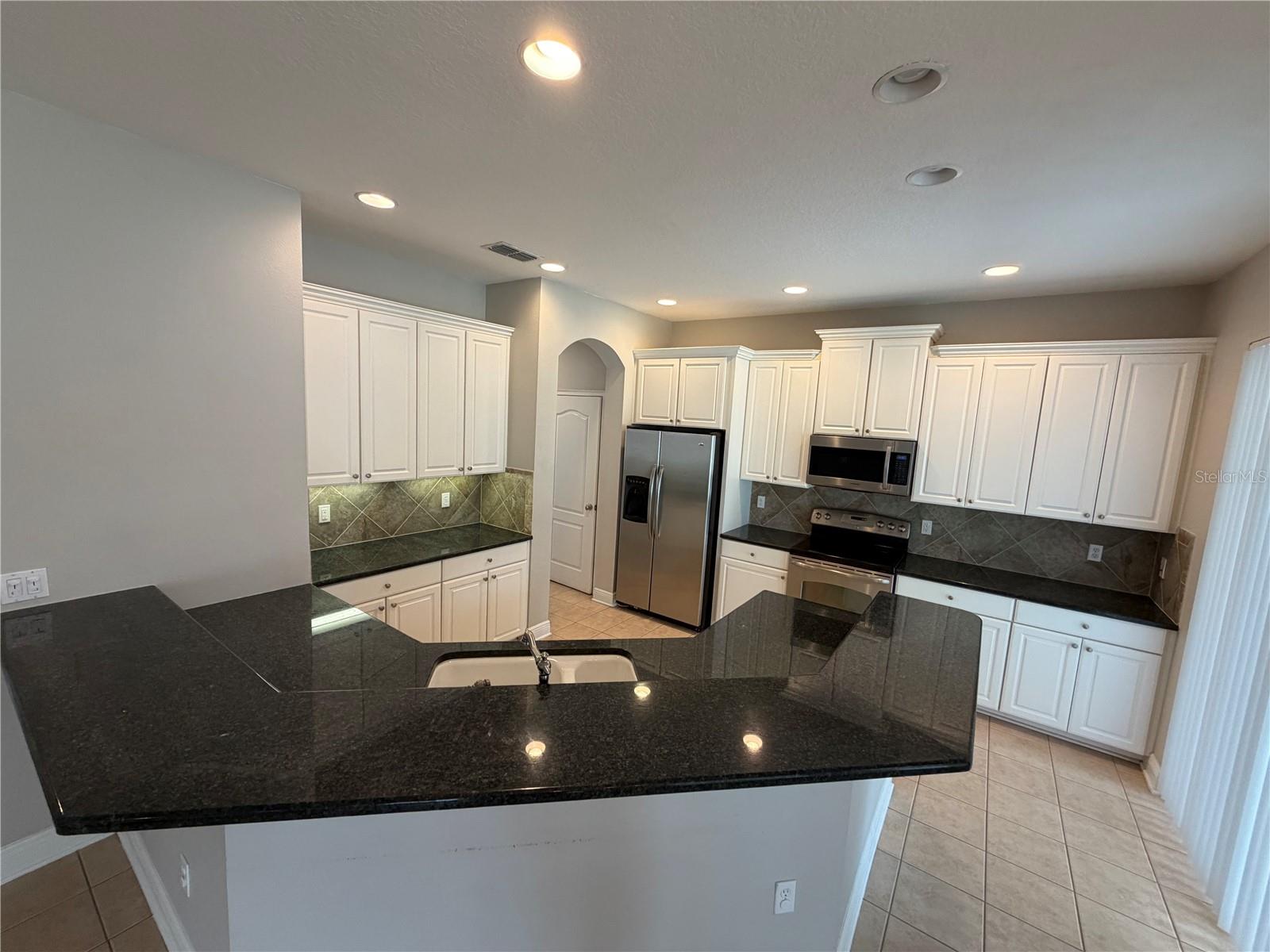 13633 Riggs Way Property Photo 8
