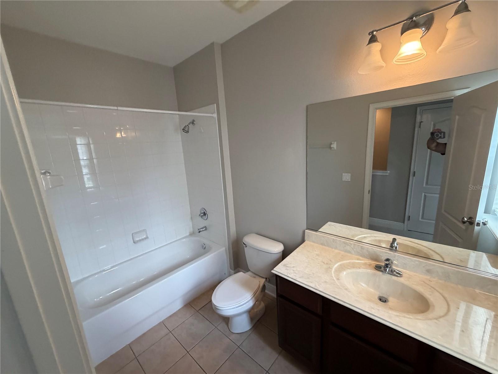 13633 Riggs Way Property Photo 18
