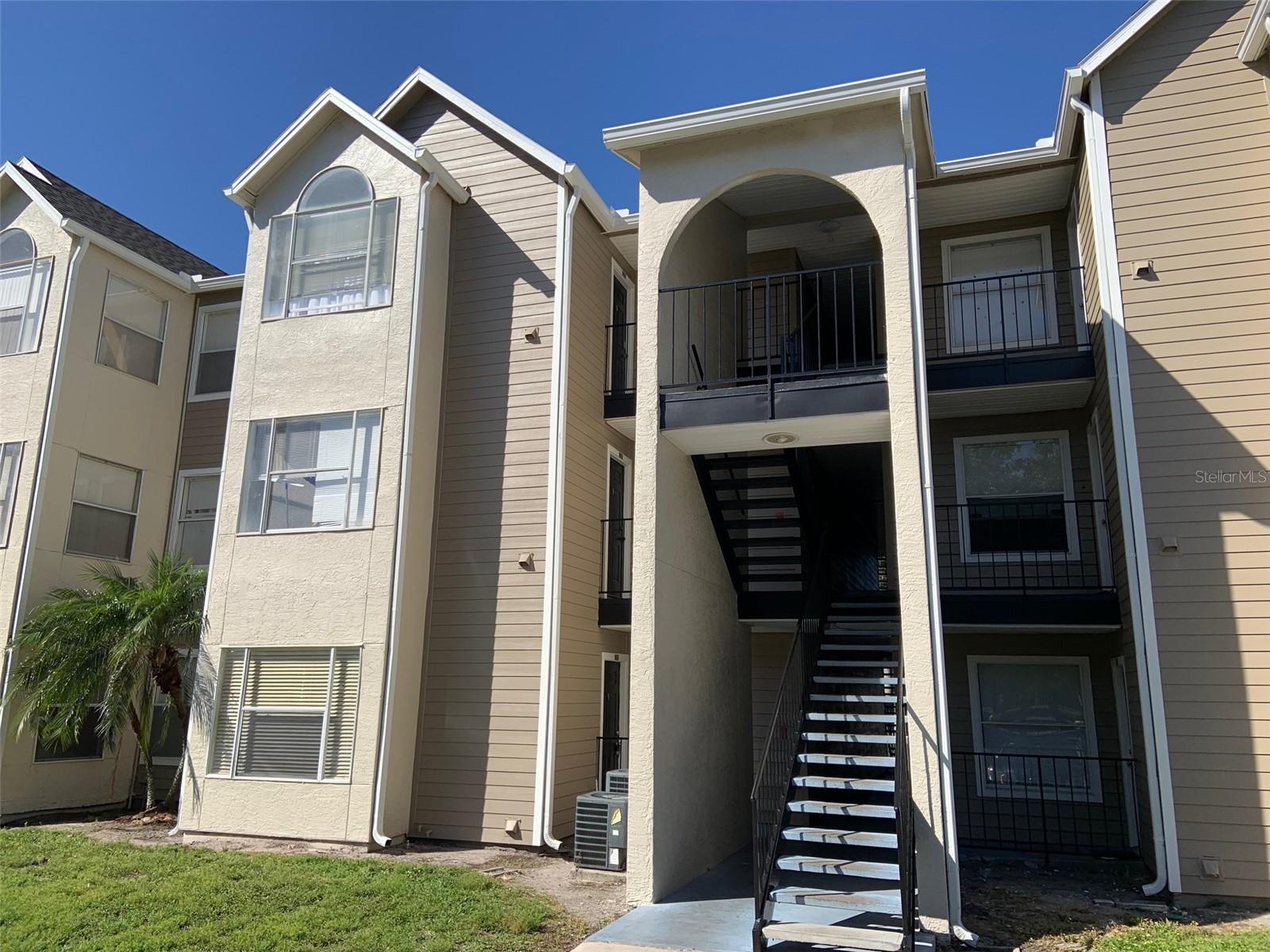 4752 WALDEN CIR #715 Property Photo 1