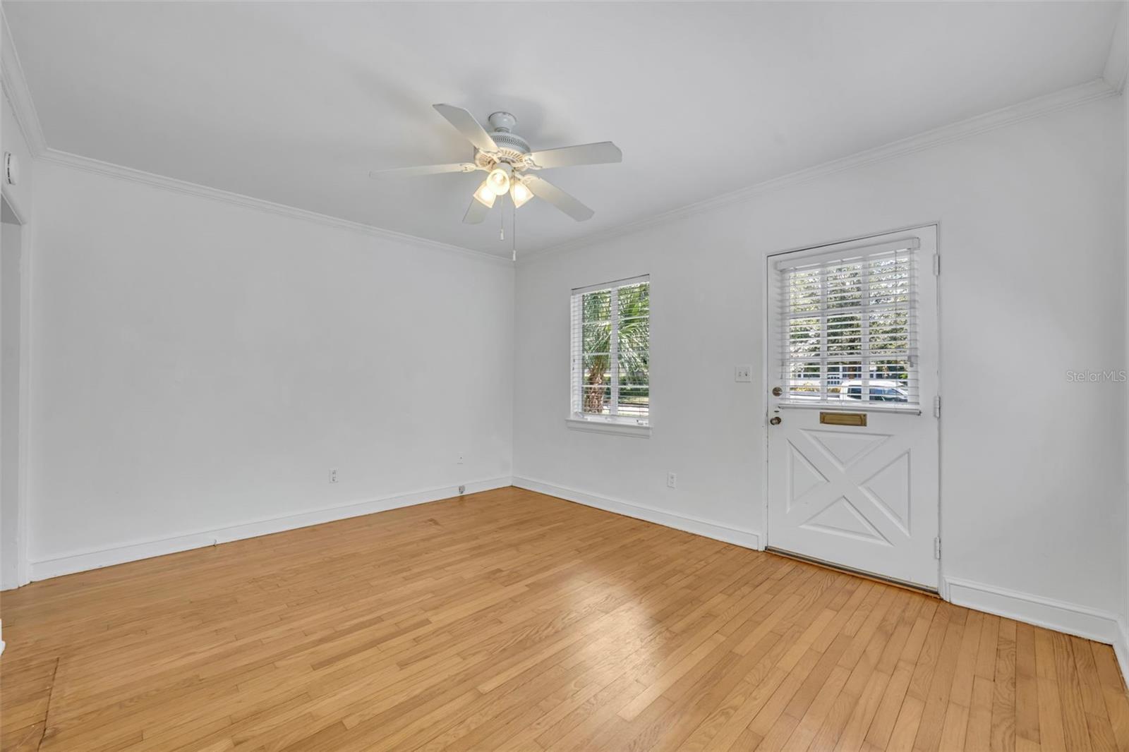 759 Antonette Ave Property Photo 5