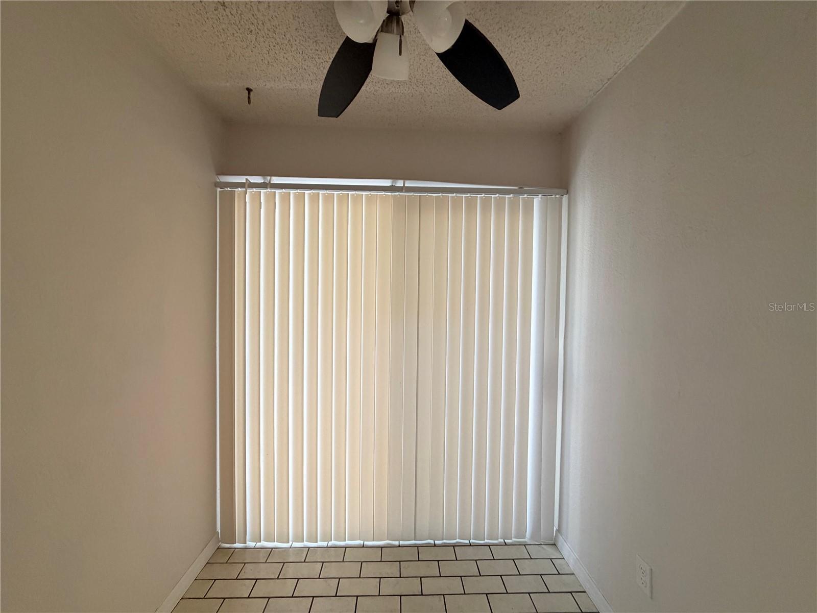 2275 Island Run Property Photo 5