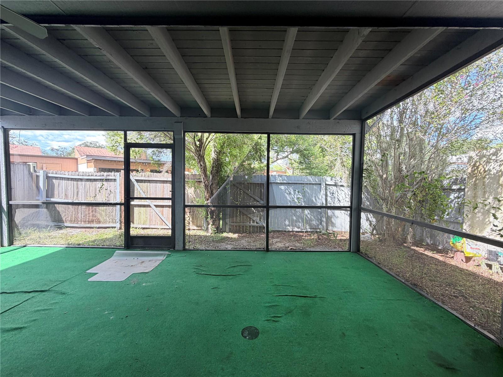 2275 Island Run Property Photo 25