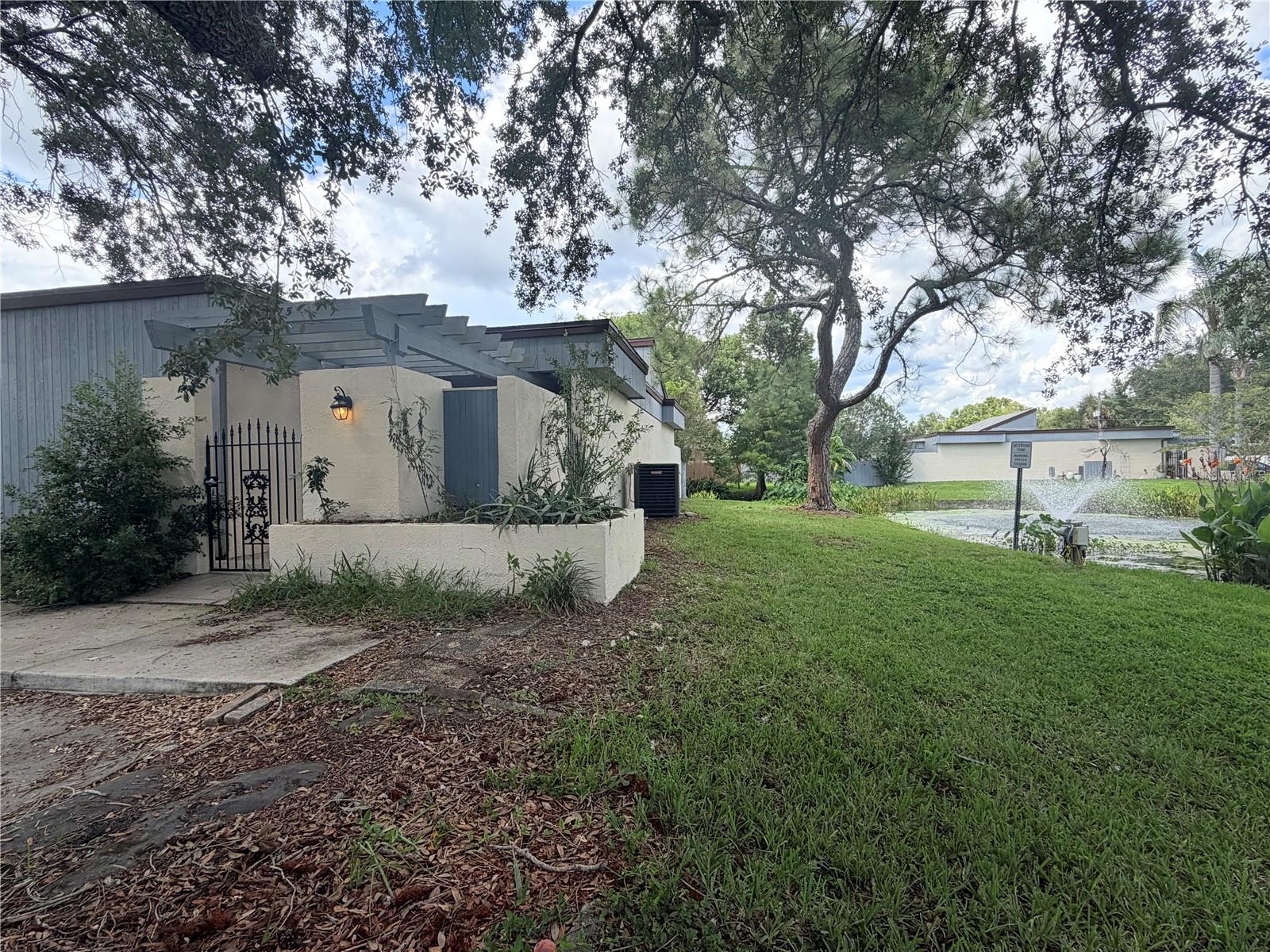 2275 Island Run Property Photo 28