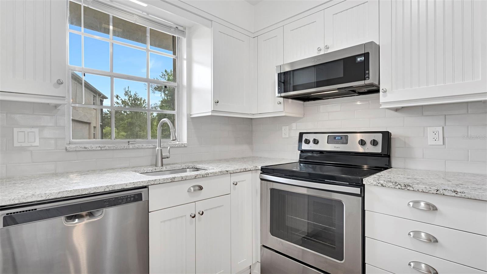 1250 S Denning Dr #127 Property Photo 7