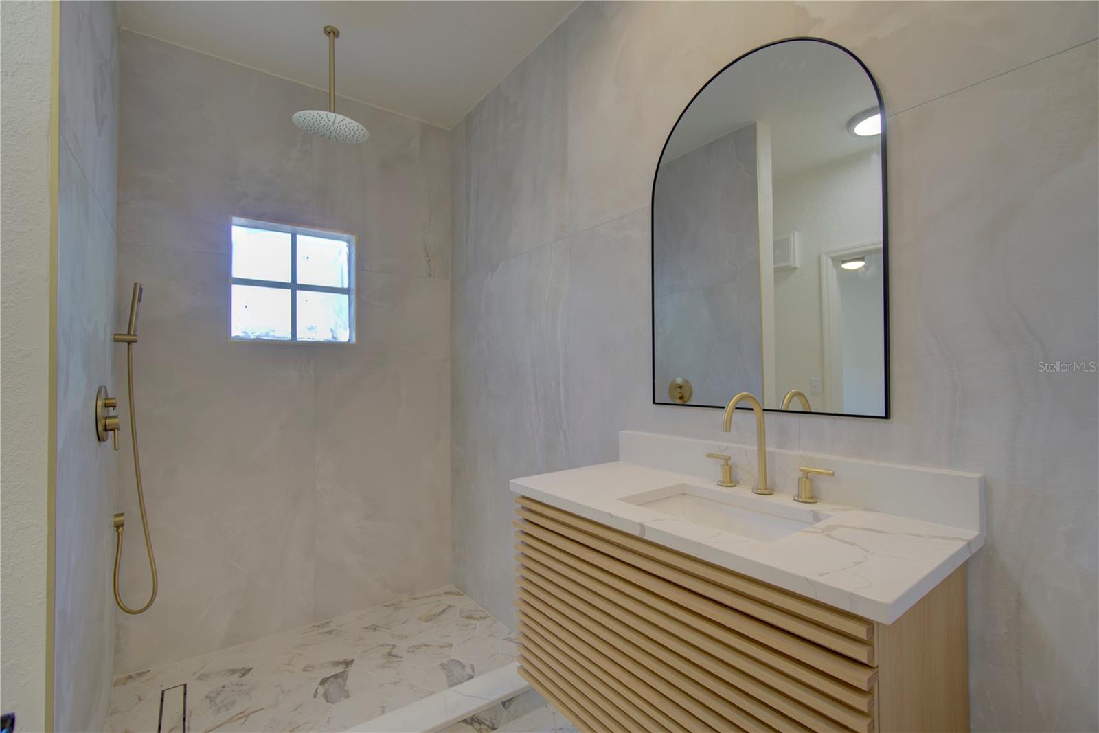 163 Villa Di Este Ter #201 Property Photo 18
