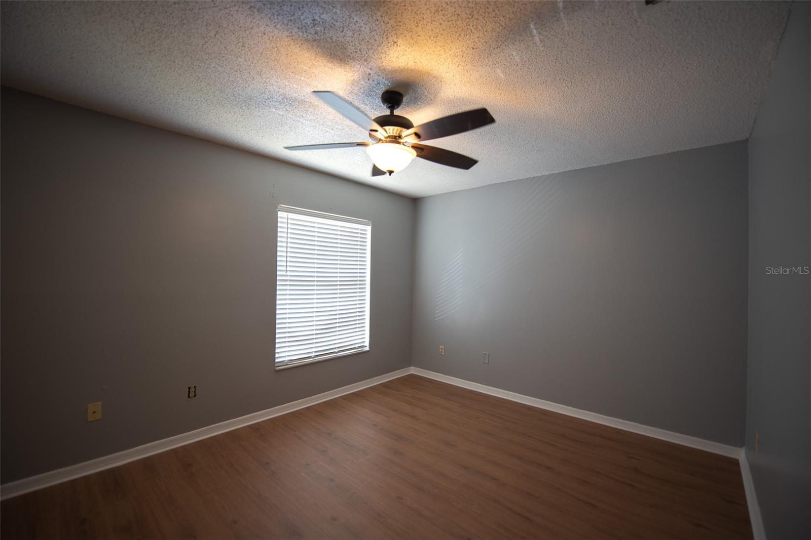 1621 Sandy Point Sq #61 Property Photo 5