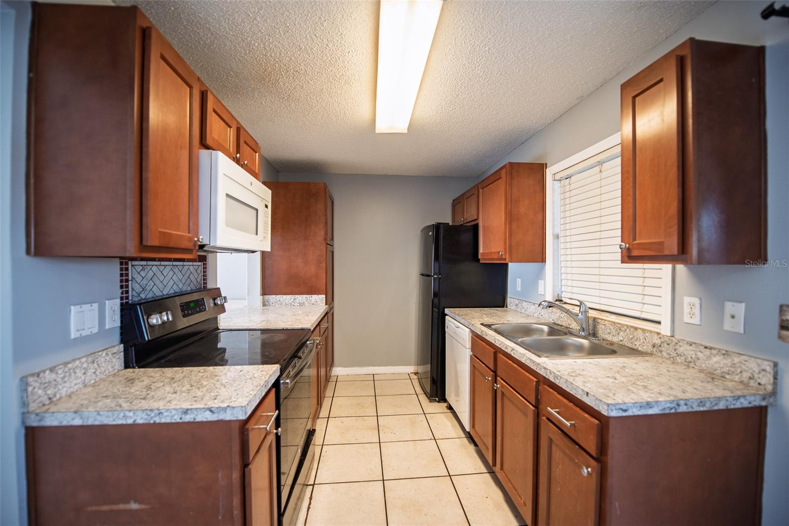 1621 Sandy Point Sq #61 Property Photo 15