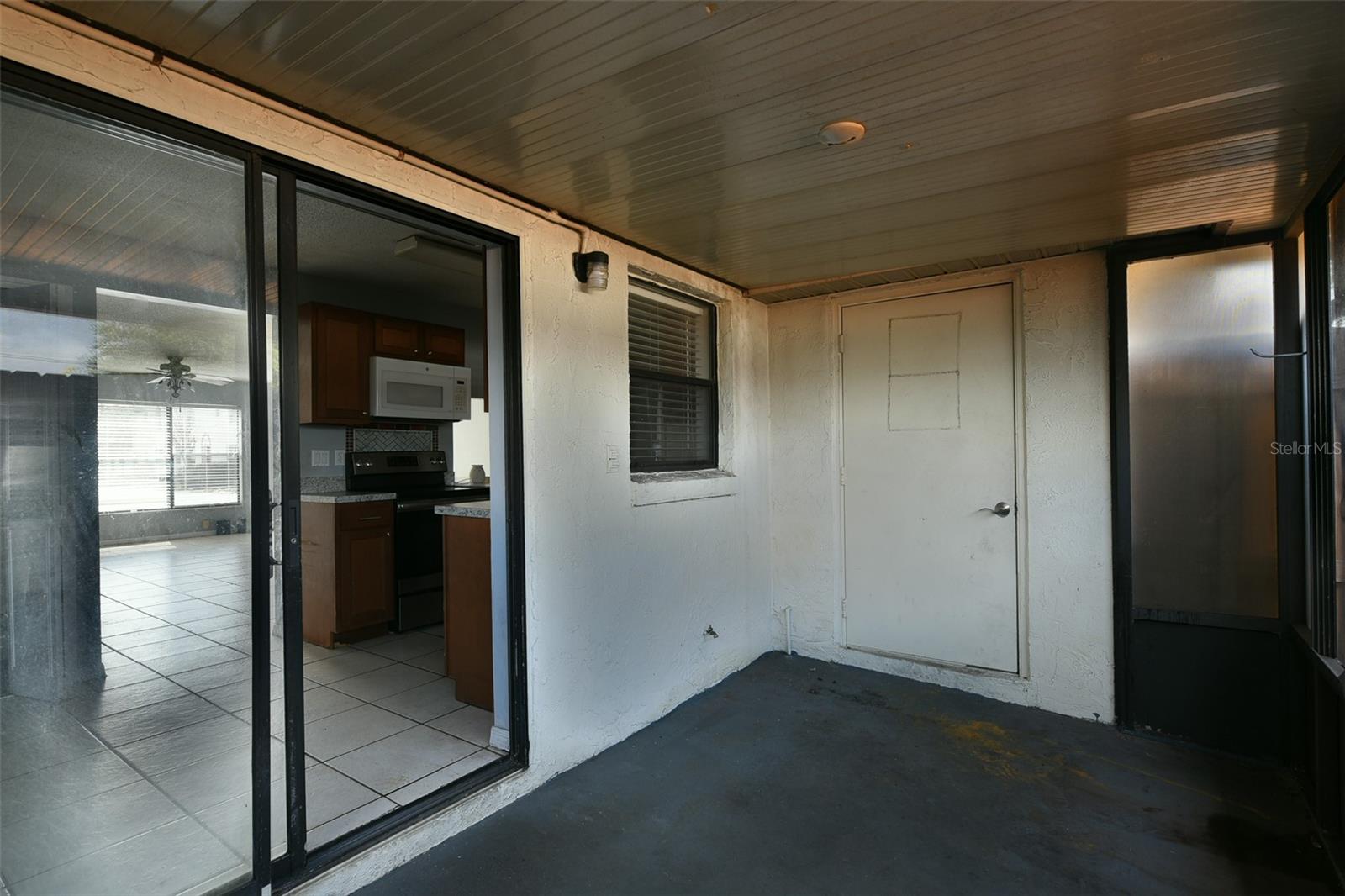 1621 Sandy Point Sq #61 Property Photo 23