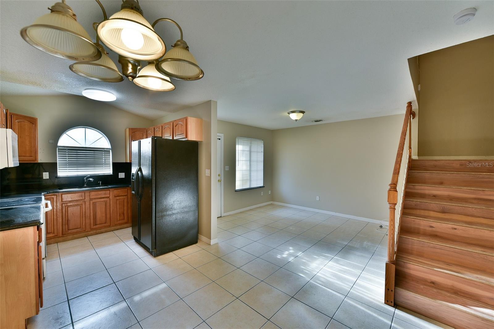 6705 Magnolia Pointe Cir Property Photo 3