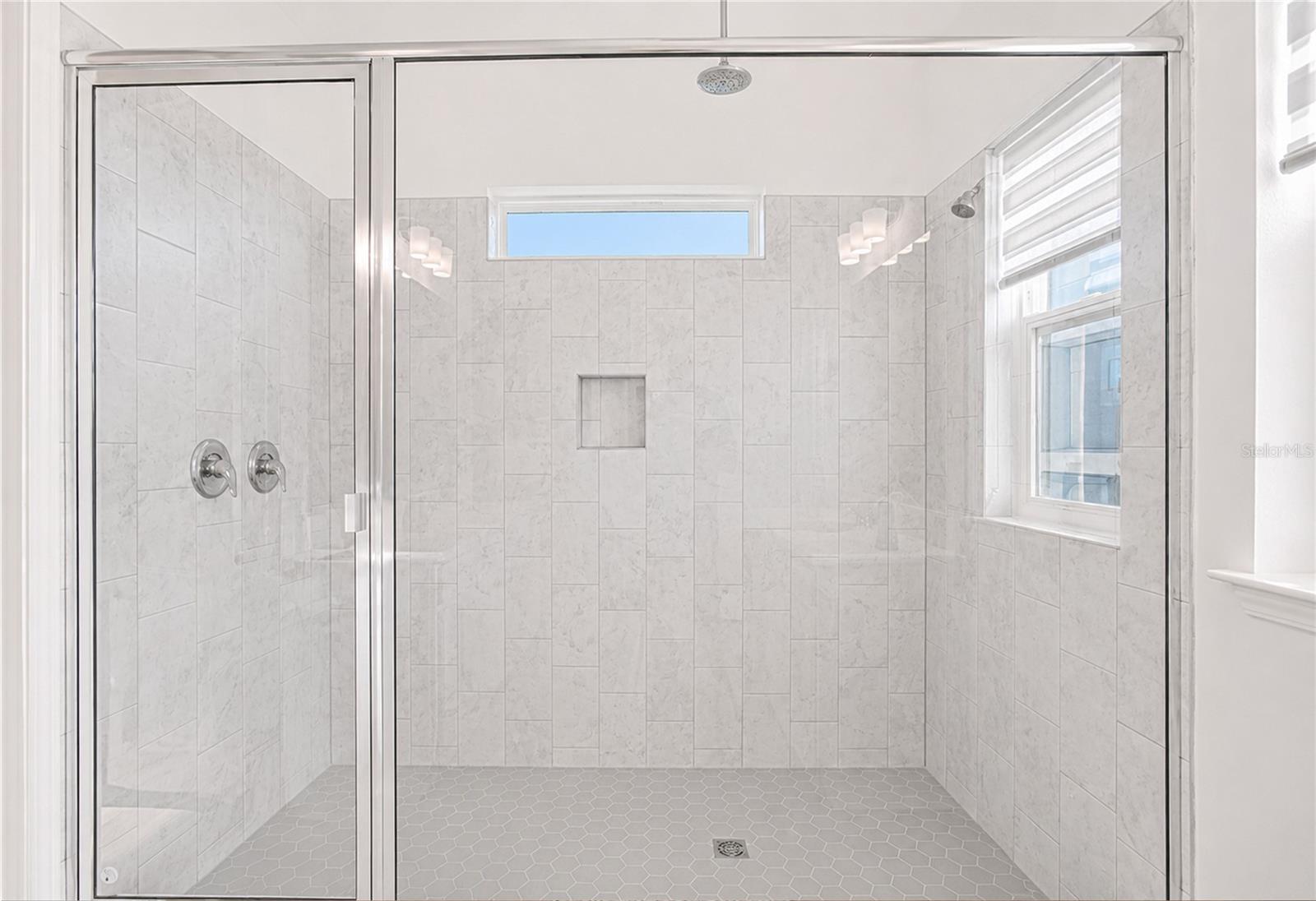10133 Peebles St Property Photo 32