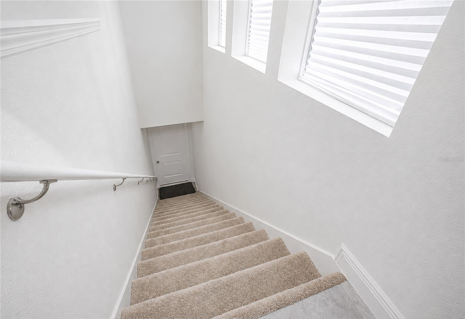 10133 Peebles St Property Photo 40