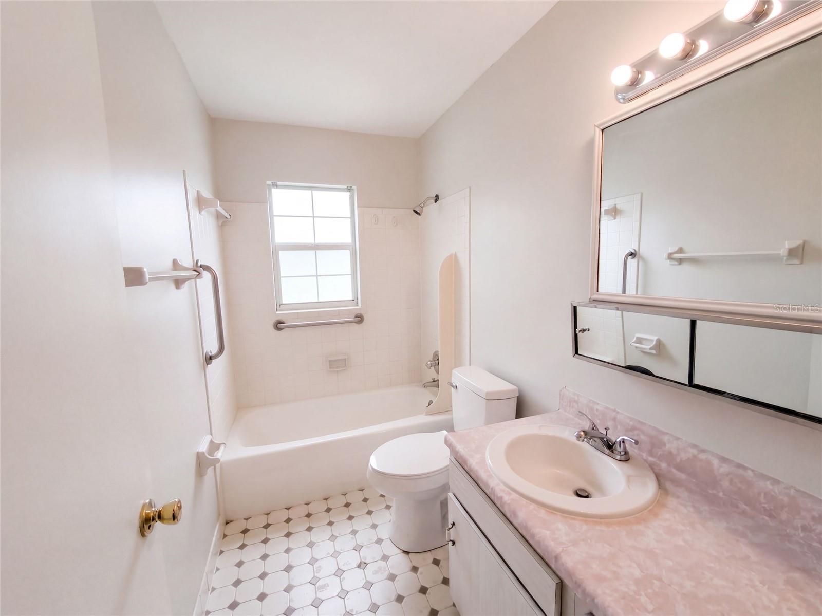 1310 Se 38th Ct Property Photo 22