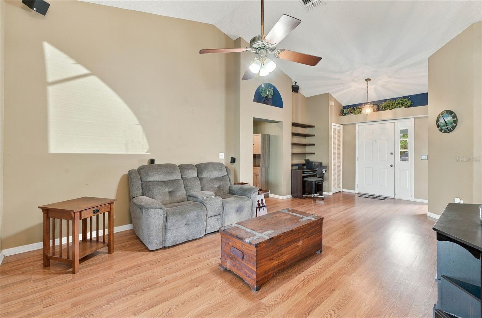 2734 Abney Ave Property Photo 8