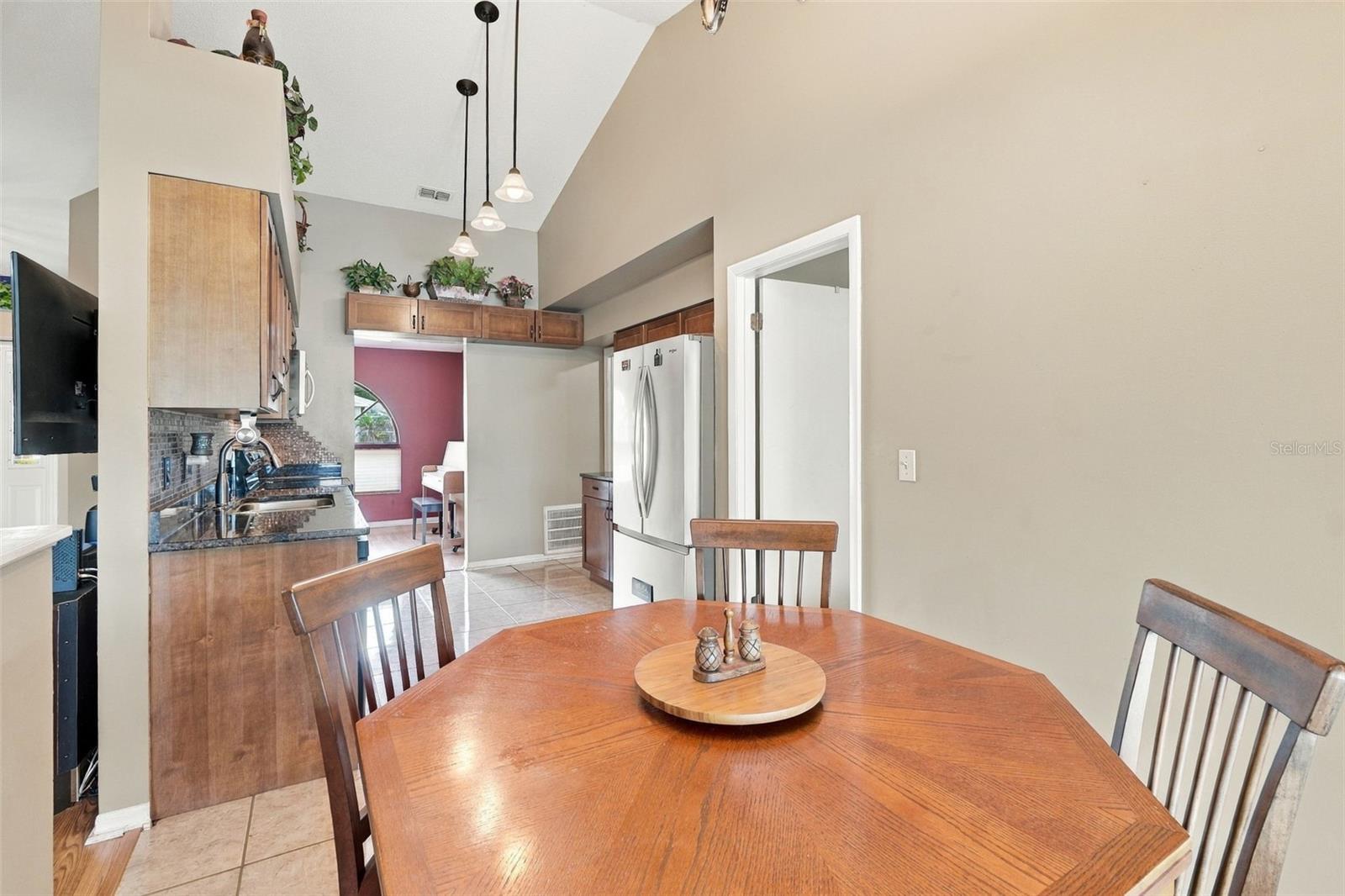 2734 Abney Ave Property Photo 19