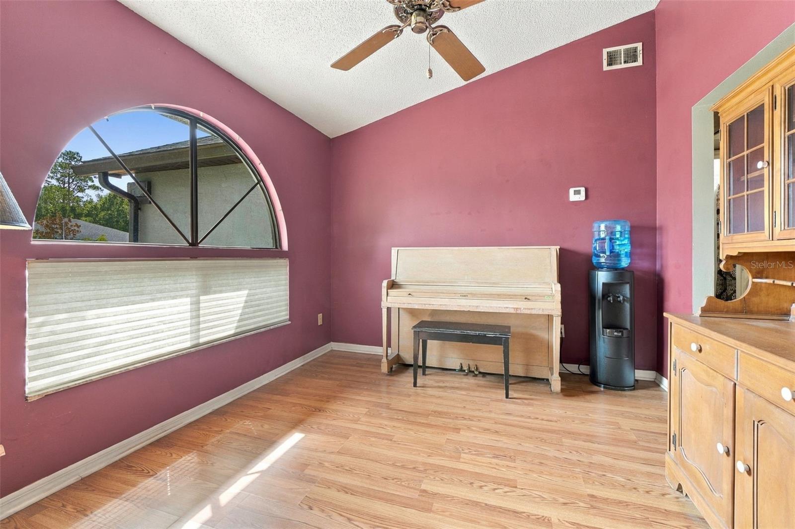 2734 Abney Ave Property Photo 22