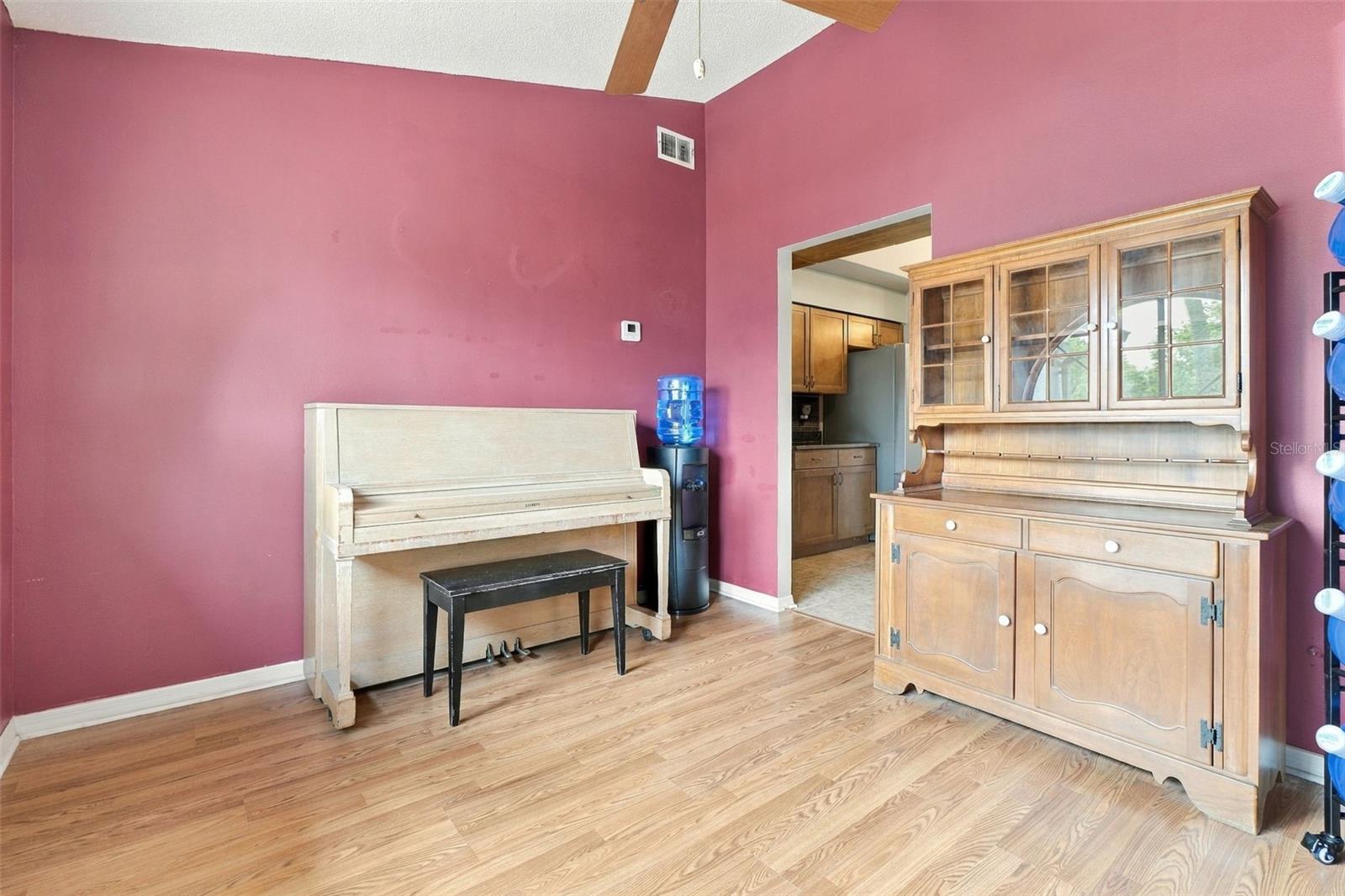 2734 Abney Ave Property Photo 23