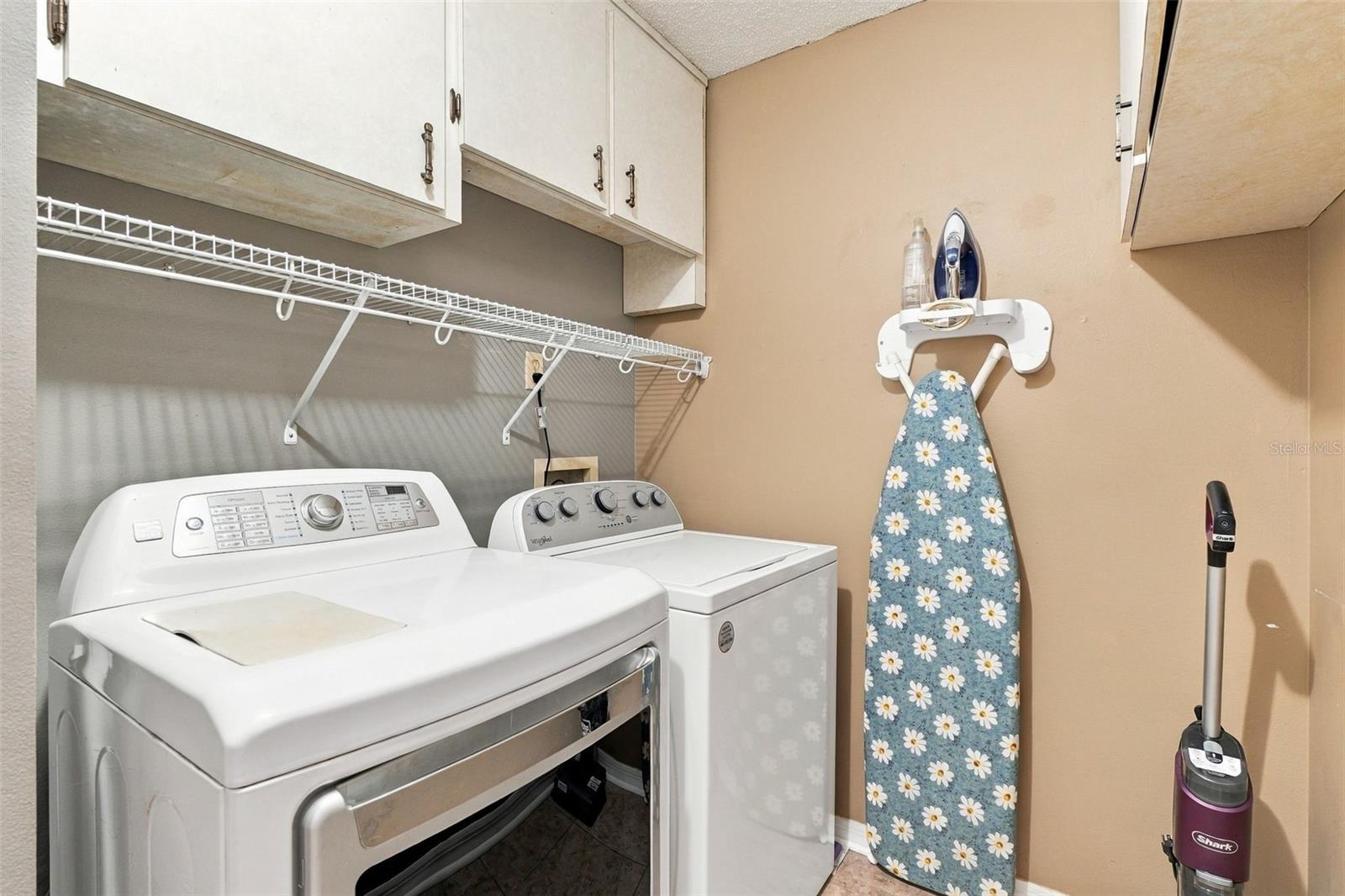 2734 Abney Ave Property Photo 40