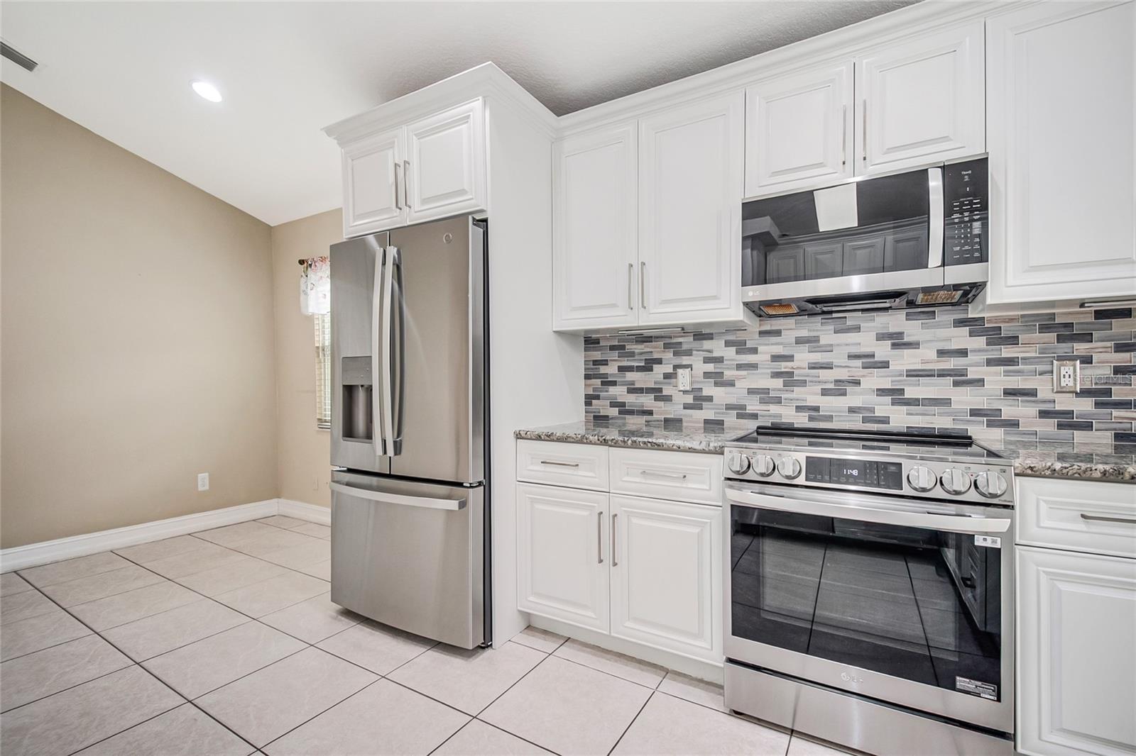 1255 Acorn Cir Property Photo 14