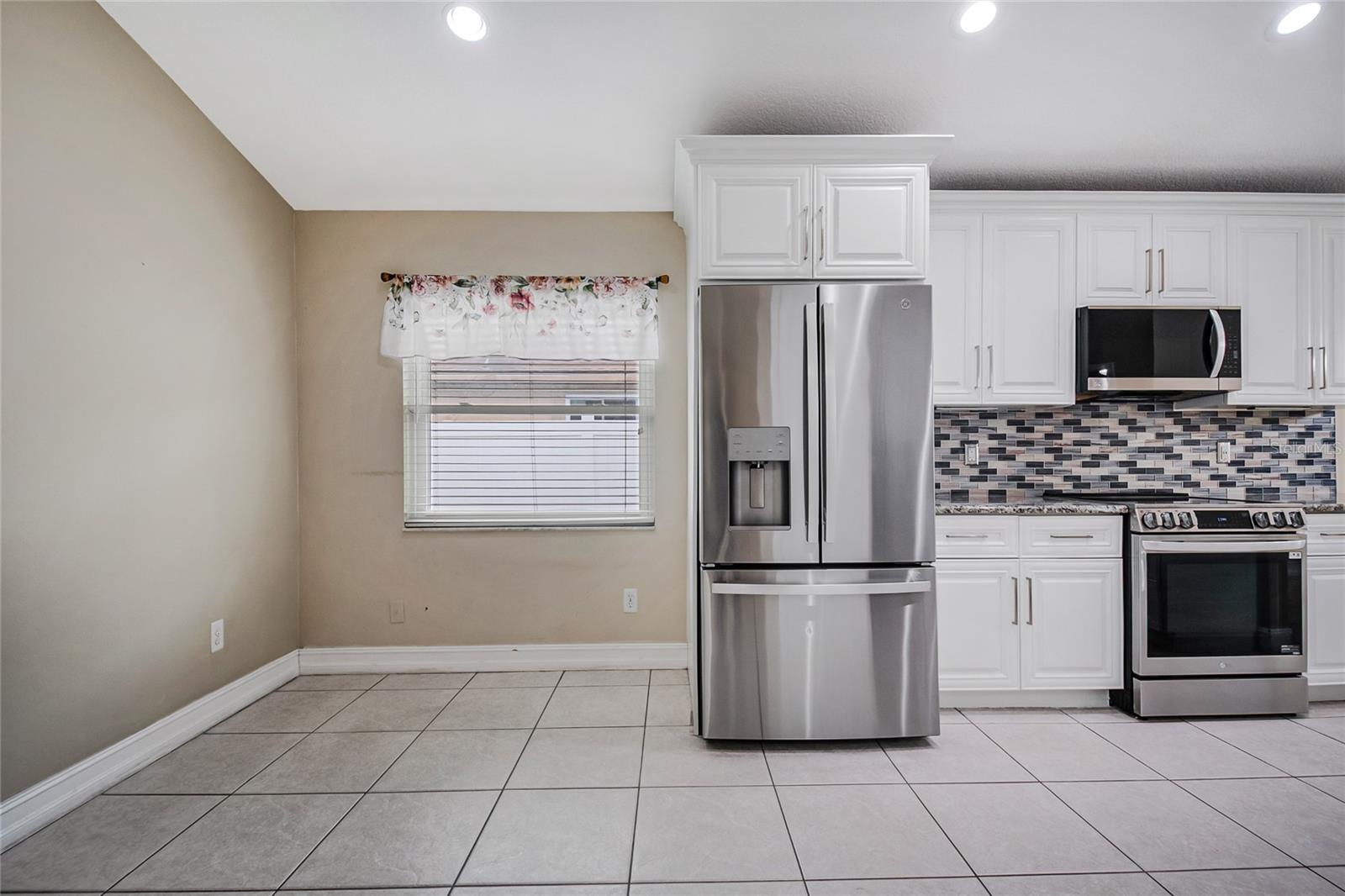 1255 Acorn Cir Property Photo 15