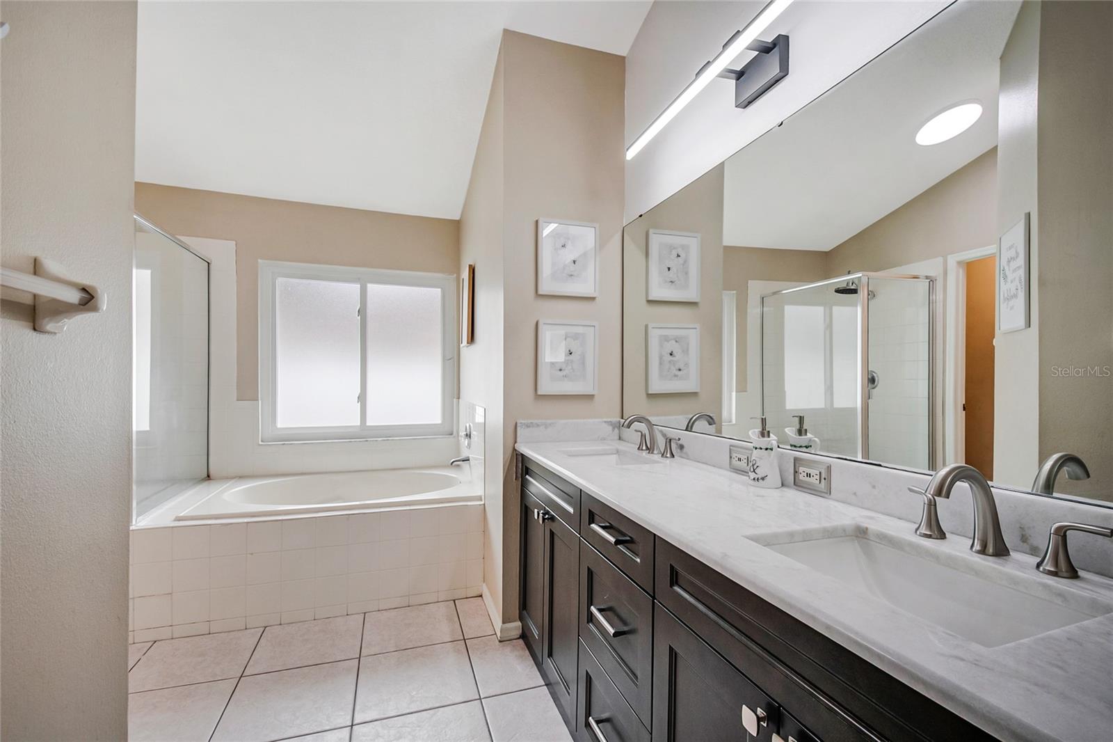 1255 Acorn Cir Property Photo 22